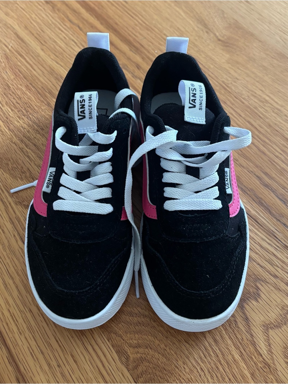 Vans Black Suede Low-Top Sneakers with Pink Stripe Youth Size 2